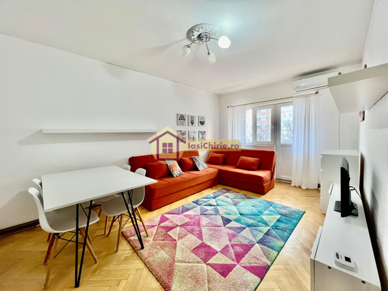 Apartament de inchiriat cu 3 camere in Iasi, de tip decomandat, suprafata de 74 mp, zona Gara
