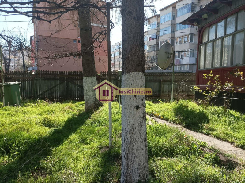 Casa de vanzare cu 2 camere in Iasi, zona P-ta Nicolina - Poza 3