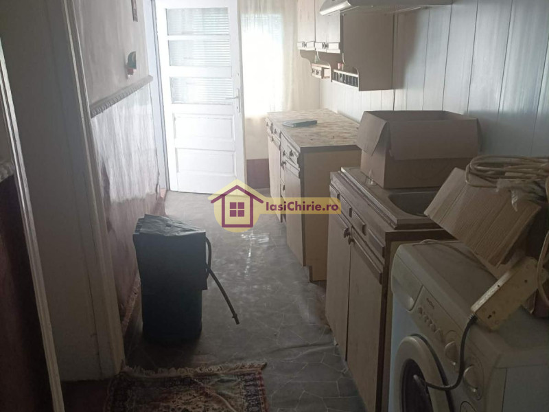 Casa de vanzare cu 2 camere in Iasi, zona P-ta Nicolina - Poza 11