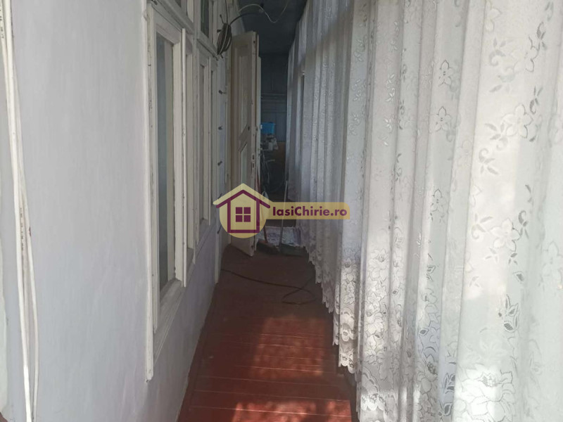 Casa de vanzare cu 2 camere in Iasi, zona P-ta Nicolina - Poza 12